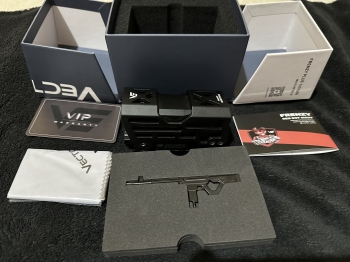 [多種十字線版]-Vector 內紅點，1x31x26