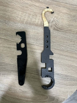 拆卸工具32公分M4 M16 金屬 護木 WE 震龍 SRC G&G KWA 可用 尖頭星環狀 金屬材質 護木可用