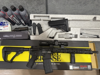 GHK DD M4 V7 14.5吋 V3 GBB  含Vector Optics 瞄準器
