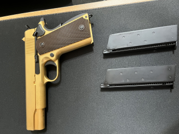 (WE) 黃金板 M1911 瓦斯槍雙彈匣