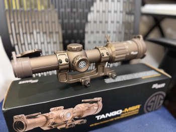 Sig tango msr 1-6X24 沙 + 鏡座(盒在-真品)