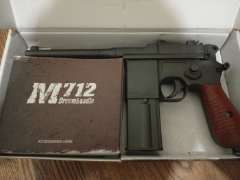 M712