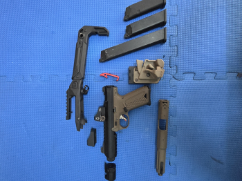 AAP01 圖上所有 一槍三匣 含瞄具 價格可談