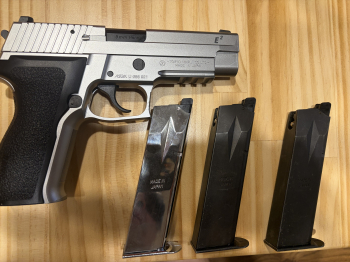 Marui p226e2一槍三匣