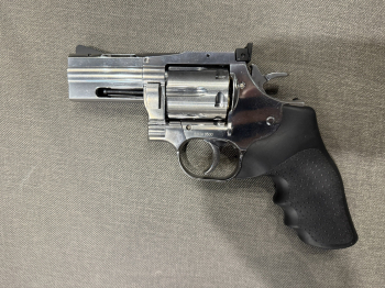 ASG Dan Wesson 715  銀色 左輪  可換槍 現金為主