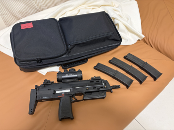 降價KSC MP7改裝完成一槍三夾含瞄具槍袋