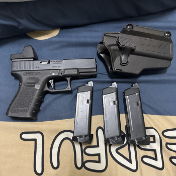 WE G19 一槍三夾 付RMR AMOMAX 通用槍套
