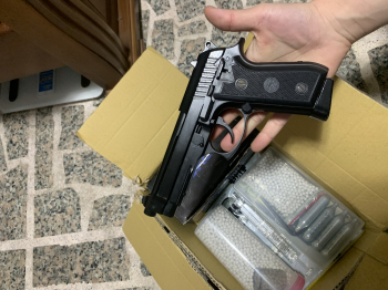 (二手）KWC PT92金牛座 CO2槍（KCB-15AHN） CO2手槍 可滑套式全金屬 瓦斯手槍 保險 D-03-290