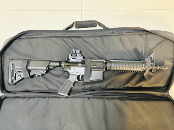 絕版 經典收藏 一手 VFC 黑色 GBB COLT M4 CQB 步槍 2014年份 附兩個 VF9-MAG 黑色彈匣 收藏家精品