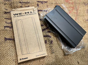 二手 9成新 WE M14系列 瓦斯長槍彈匣 (黑色) 全金屬材質 台灣製造精品 WE 彈夾原價1100下殺售價750元