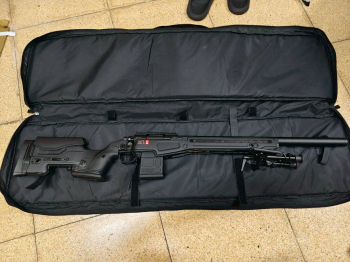 1.AAC VSR-10 8.5成新。2.腳架