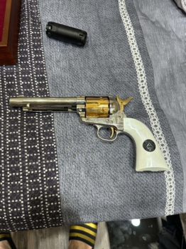 UMAREX Colt SAA金銀配色Smoke Wagon 收藏槍(無盒  含40幾罐co2