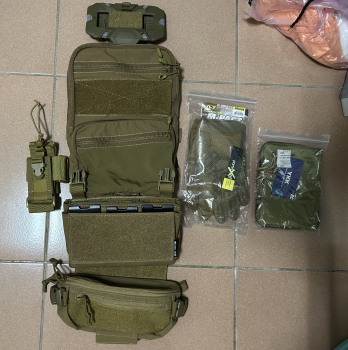 圖1.2. AFG JPC2.0背心組、圖3. x300槍燈+槍燈專用槍套