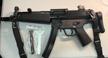 WE MP5A3 GBB 全金屬瓦斯氣動槍 (伸縮托) 近全新 盒在 有加裝魚骨 + 槍背帶