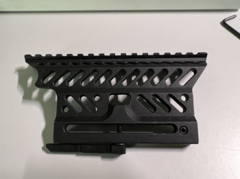 LCT TX-4 AK澤寧特側魚骨