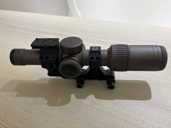 復刻品 VORTEX - RAZOR 1-6X24 狙擊鏡 含鏡座