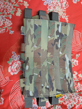 愛默生背心掛件 + AK 電動彈匣 -+ 握把 