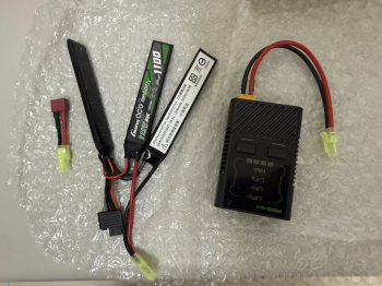 格氏 IMARS GT電池+mini充電器+轉接線 1100mAh 11.1V AEG電槍 三胞胎+小田宮(只有用過1次)