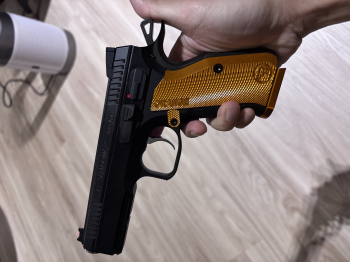 CZ Shadow 2 Orange 一槍四匣