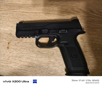 VFC FNS-9 一槍兩匣