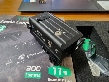 5KU Hi-CAPA 鏡橋 , SKYWOODS PL300R 槍燈+紅雷 , VECTOR SCRD-38 1X22 內紅點 快瞄 5KU Hi-CAPA 鏡橋 , SKYWOODS PL300R 槍燈+紅雷 , VECTOR SCRD-38 1X22 內紅點 快瞄