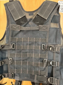 V-WARRIOR 台製 網狀背心(非中國貨) V-WARRIOR 台製 網狀背心(非中國貨)