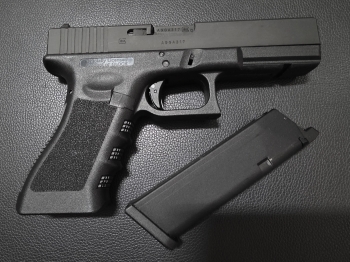 ghk g17 gen3 鋼滑套 一槍一匣(瓦斯) ghk g17 gen3 鋼滑套 一槍一匣(瓦斯)