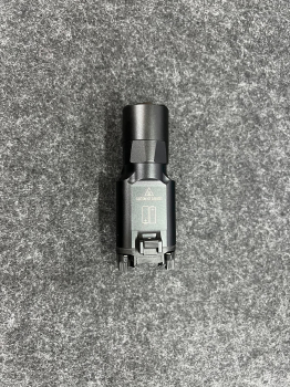 Surefire X300 復刻槍燈 (600流明) Surefire X300 復刻槍燈 (600流明)