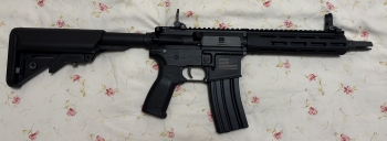 S&T KAC URX4 M-LOK 全新 要買要快 S&T KAC URX4 M-LOK 全新 要買要快