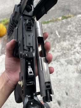 二手 KWA KSC LM4 一槍一匣 原價10040下殺售價 5000 二手 KWA KSC LM4 一槍一匣 原價10040下殺售價 5000