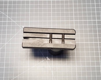 KWA KRISS VECTOR GBB 原廠握把 (絕版全新品) KWA KRISS VECTOR GBB 原廠握把 (絕版全新品)