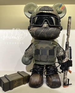 【翔準AOG】LEDO Bear 狙擊手熊 手繪熊 樂多熊 可客製化酷酷熊存錢筒公仔 居家擺飾 流體熊 暴力熊
