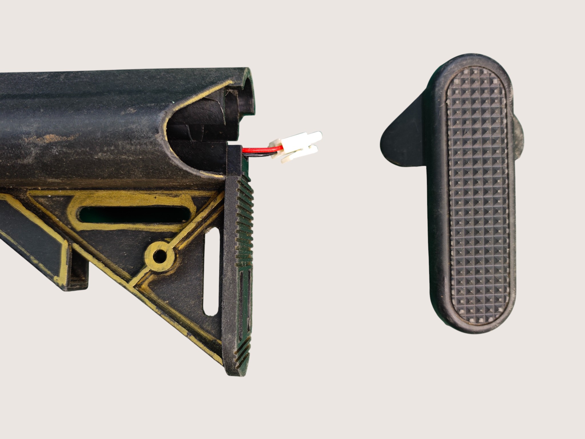 【翔準AOG】《二手槍》(僅存一隻) AR AEG 電動槍 殺肉槍 一槍 超值 超划算 收藏 愛槍 拆零件 DIY 固定托 A0002 【翔準AOG】《二手槍》(僅存一隻) AR AEG 電動槍 殺肉槍 一槍 超值 超划算 收藏 愛槍 拆零件 DIY 固定托 A0002