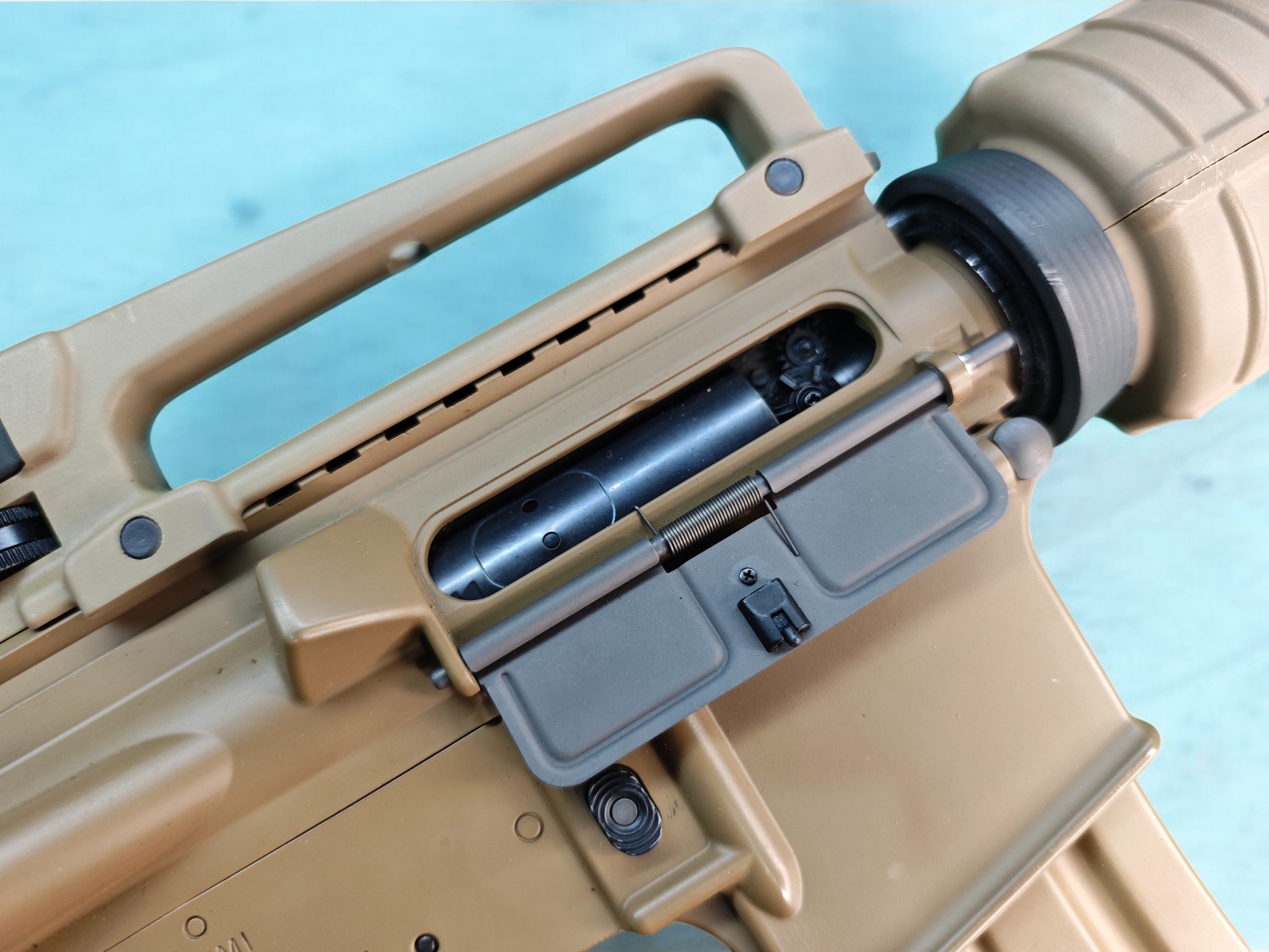 【翔準AOG】《二手槍》(僅存一隻) WE M4A1 沙 AEG 電動槍 殺肉槍 一槍 超值 超划算 收藏 愛槍 拆零件 DIY A0004 【翔準AOG】《二手槍》(僅存一隻) WE M4A1 沙 AEG 電動槍 殺肉槍 一槍 超值 超划算 收藏 愛槍 拆零件 DIY A0004