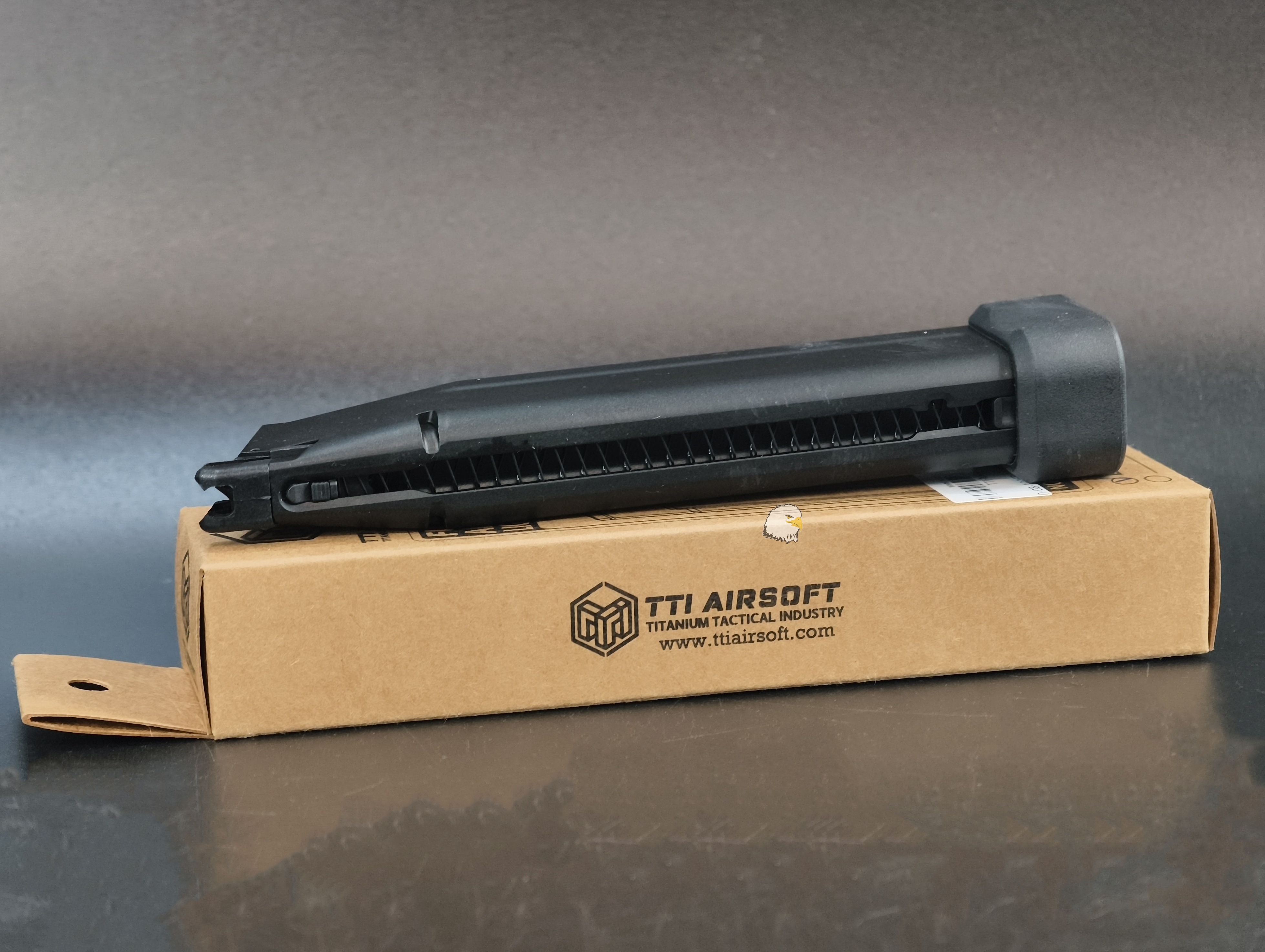 【翔準AOG】TTI airsoft Hi-capa 40發 輕量化長彈匣 (黑)TTI-M0006B 適用TM/WE/VORSK/ARMY 【翔準AOG】TTI airsoft Hi-capa 40發 輕量化長彈匣 (黑)TTI-M0006B 適用TM/WE/VORSK/ARMY