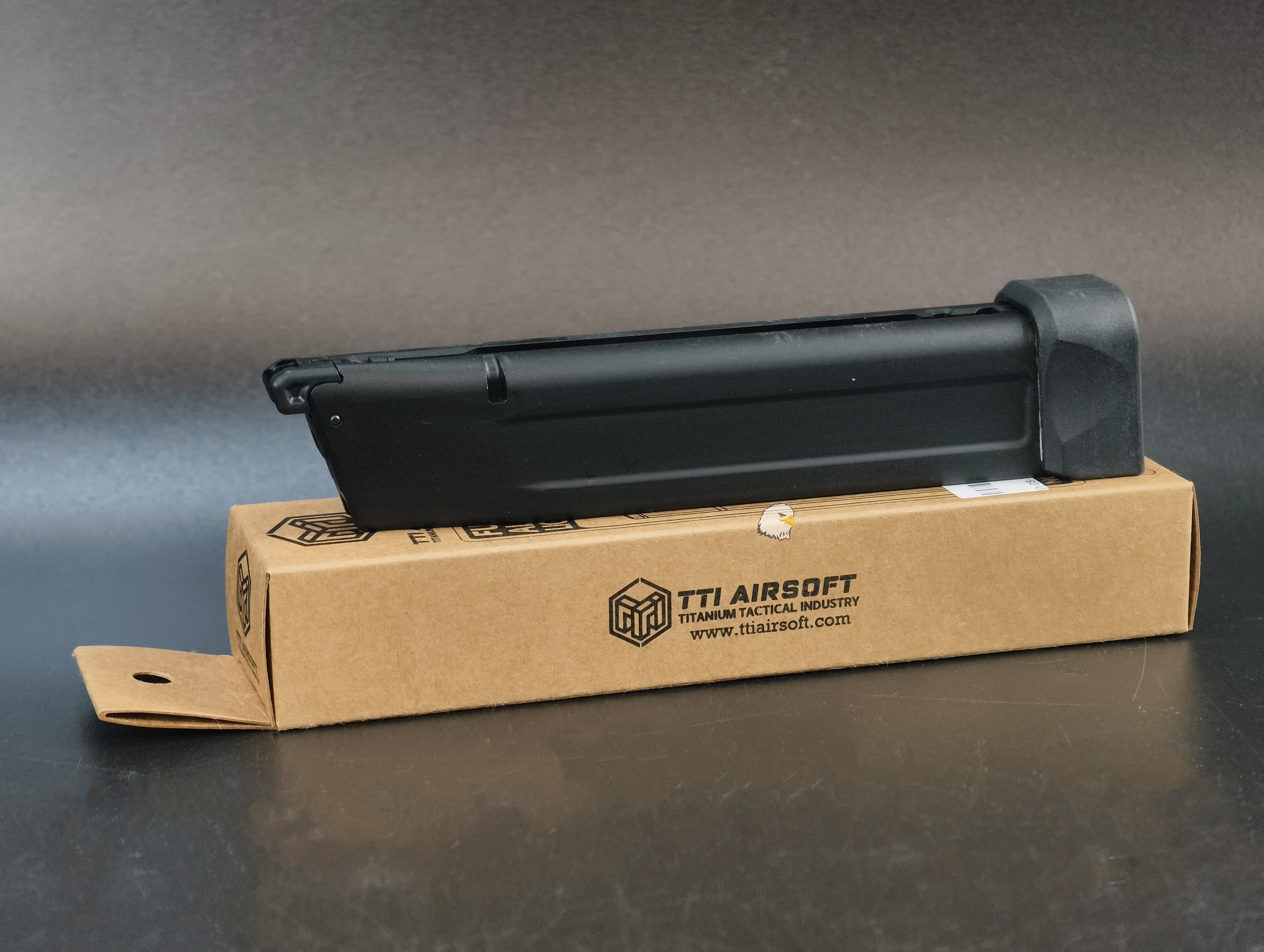 【翔準AOG】TTI airsoft Hi-capa 40發 輕量化長彈匣 (黑)TTI-M0006B 適用TM/WE/VORSK/ARMY 【翔準AOG】TTI airsoft Hi-capa 40發 輕量化長彈匣 (黑)TTI-M0006B 適用TM/WE/VORSK/ARMY