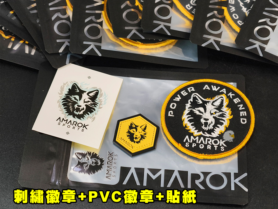 【翔準AOG】AMAROK SPORTS 刺繡徽章+PVC徽章+貼紙 POWER AWAKENED 戰術臂章 魔鬼氈徽章 狼頭刺繡 ##########價格待更新