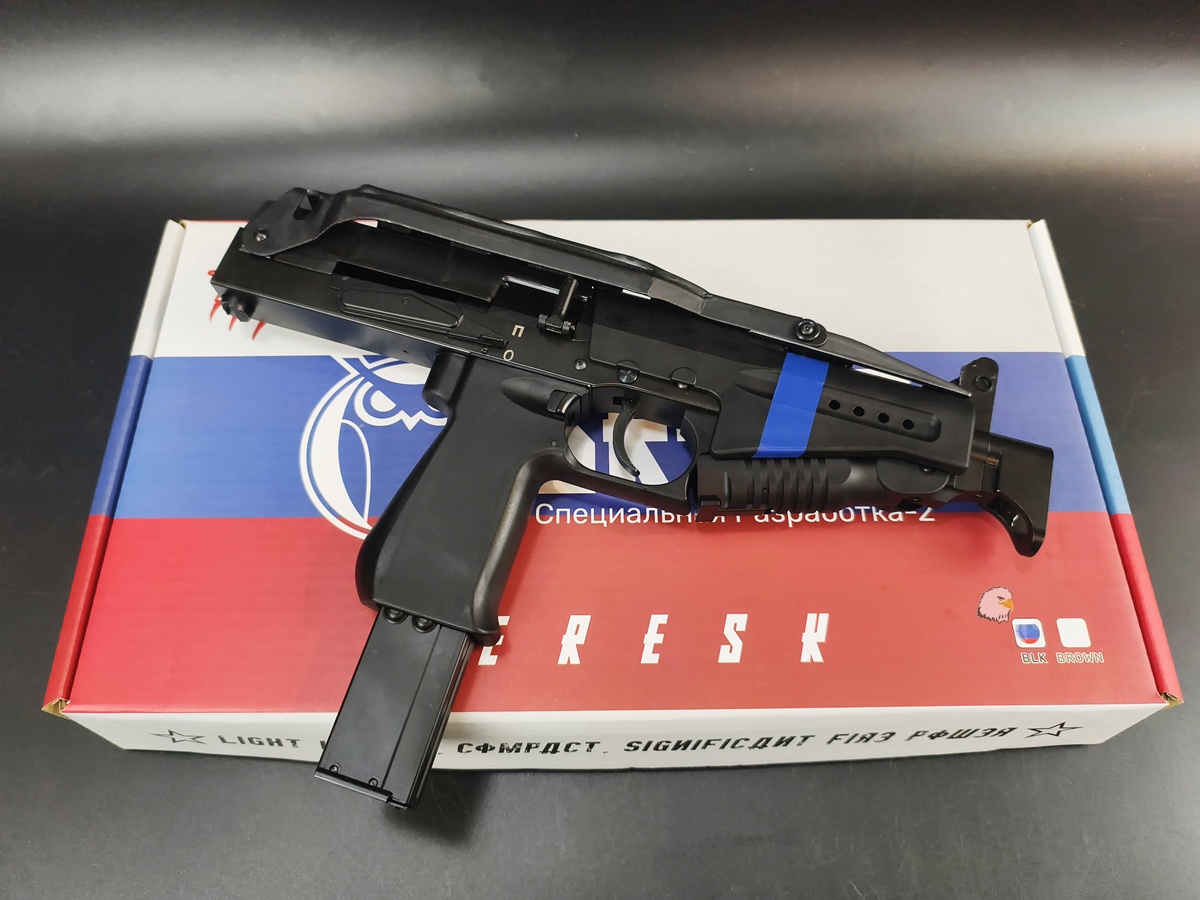 【翔準AOG】Raptor SR-2M 黑色 GBB SMG(霰彈式)瓦斯衝鋒槍 CQB 俄系 生存遊戲 【翔準AOG】Raptor SR-2M 黑色 GBB SMG(霰彈式)瓦斯衝鋒槍 CQB 俄系 生存遊戲