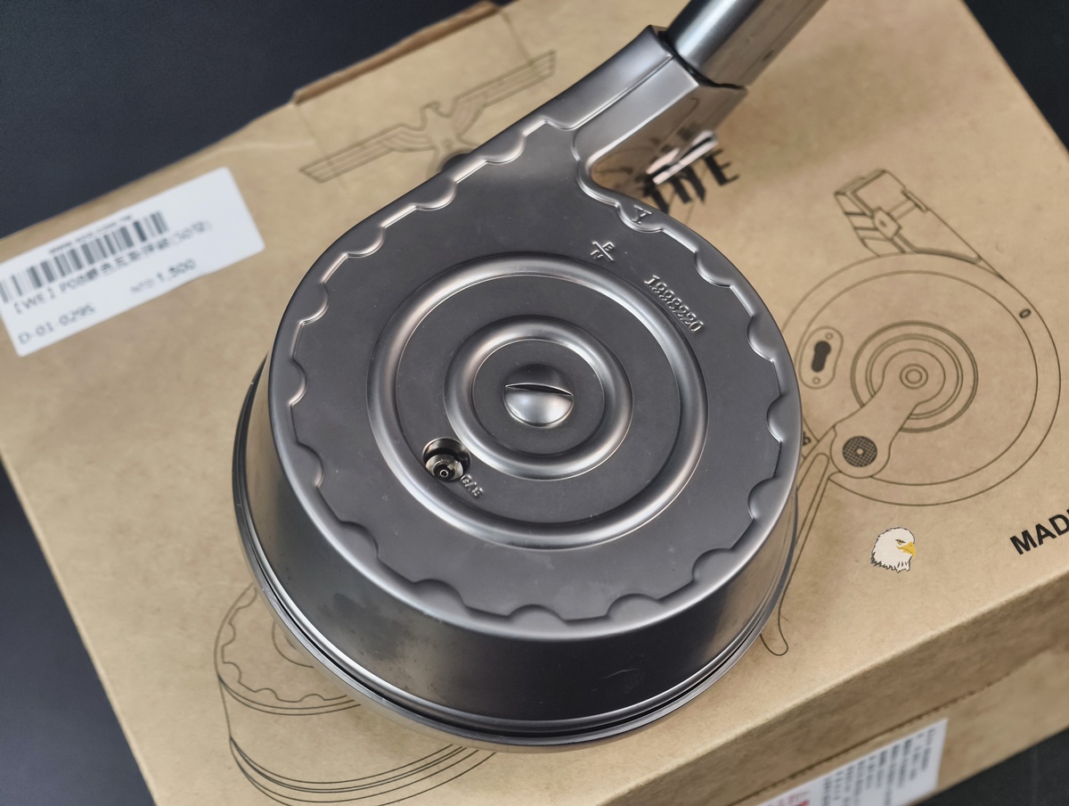 【翔準AOG】WE P08 50發 鼓型瓦斯彈鼓(黑/銀)D-01-029B 4吋 6吋 Artillery 蝸牛鼓 GBB 彈匣 【翔準AOG】WE P08 50發 鼓型瓦斯彈鼓(黑/銀)D-01-029B 4吋 6吋 Artillery 蝸牛鼓 GBB 彈匣