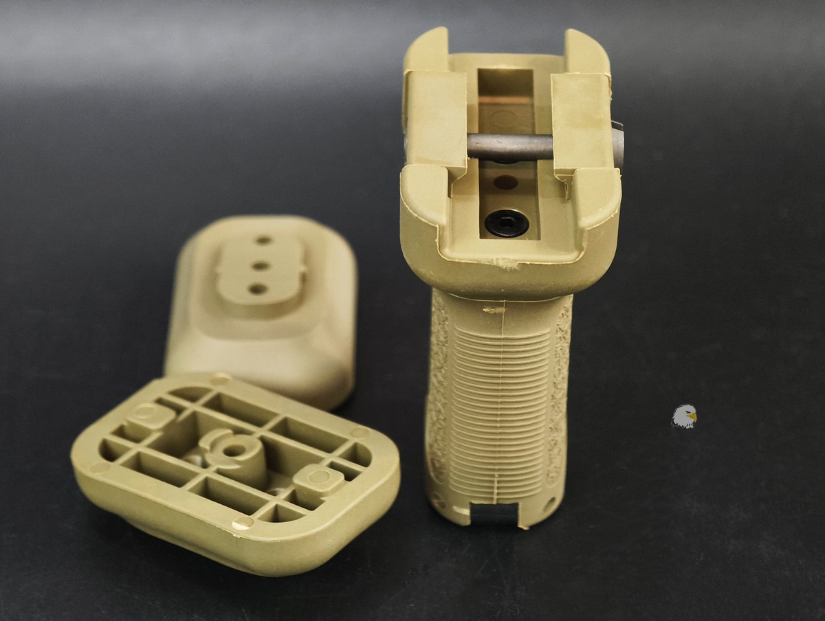 【翔準AOG】S&T Armament 戰術前握把/前把手 沙色 DA-GRIP10DE 垂直握把魚骨握把20mm導軌握把RIS握把 【翔準AOG】S&T Armament 戰術前握把/前把手 沙色 DA-GRIP10DE 垂直握把魚骨握把20mm導軌握把RIS握把