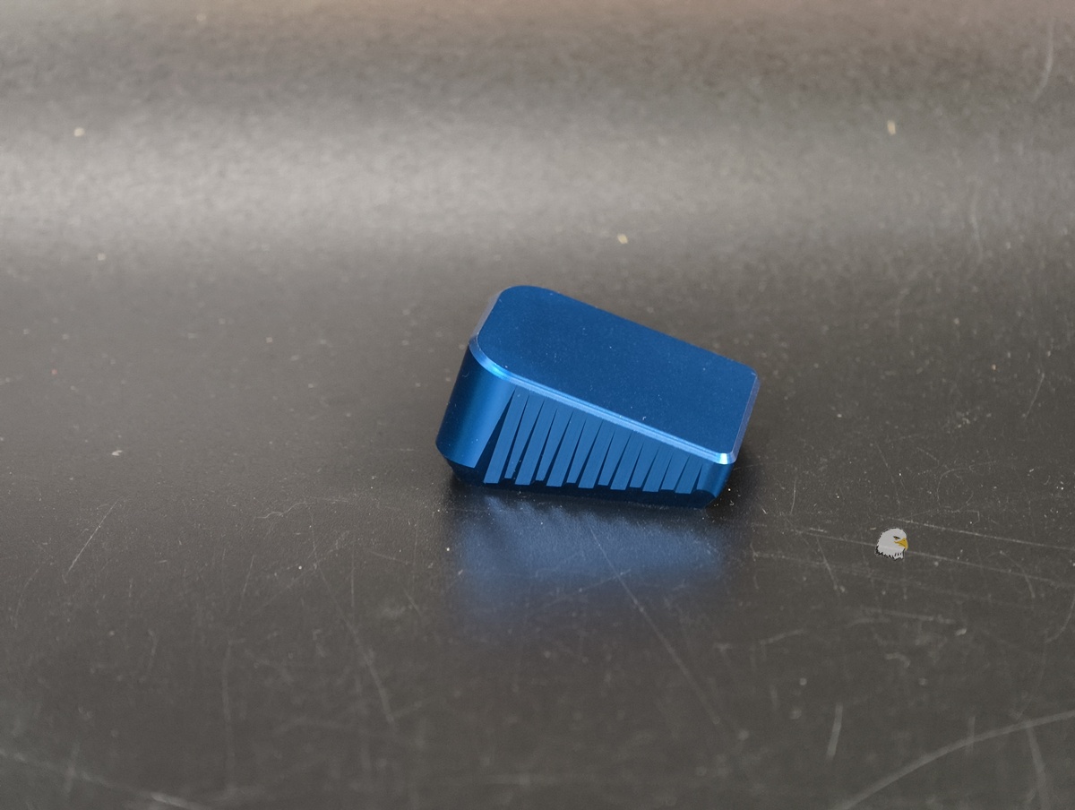 【翔準AOG】MITA P098 中型加厚版 Glock CNC 鋁合金彈匣底座 MITA-P098-BL(Middle) 【翔準AOG】MITA P098 中型加厚版 Glock CNC 鋁合金彈匣底座 MITA-P098-BL(Middle)