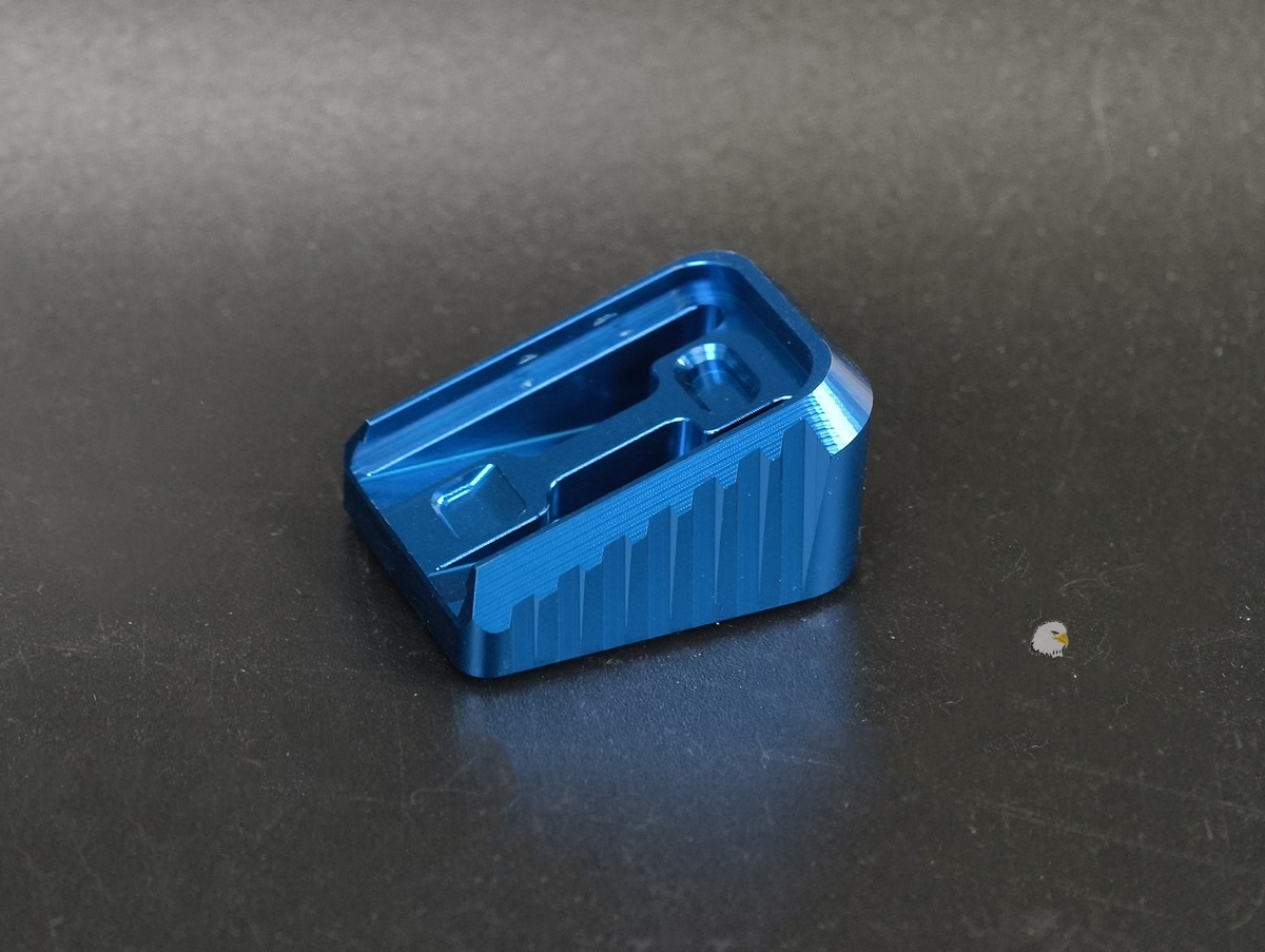 【翔準AOG】MITA P098 中型加厚版 Glock CNC 鋁合金彈匣底座 MITA-P098-BL(Middle) 【翔準AOG】MITA P098 中型加厚版 Glock CNC 鋁合金彈匣底座 MITA-P098-BL(Middle)