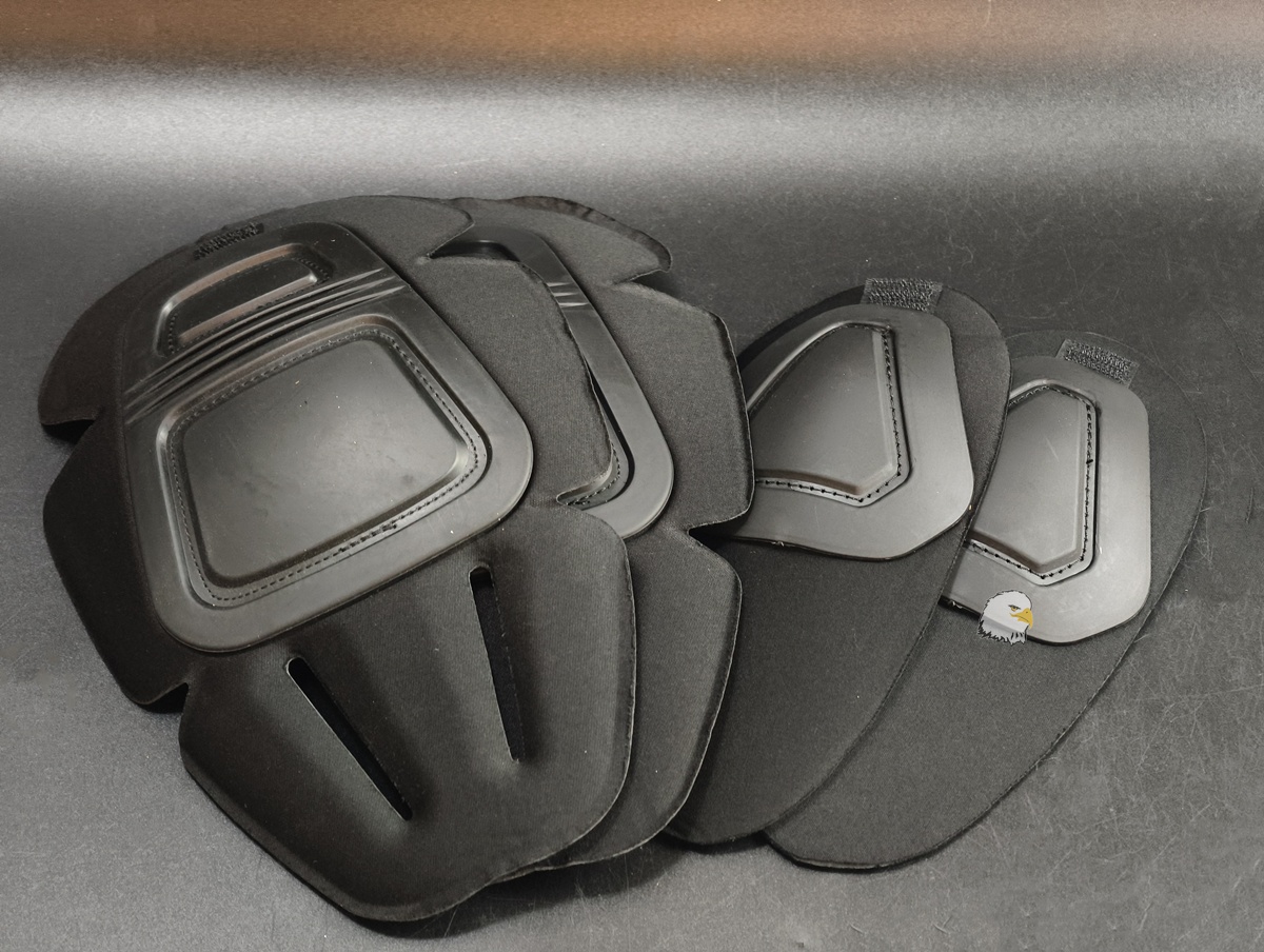 【翔準AOG】 黑色蛙服護具組 裸空(手+腳)T-004-09A 戰術護膝護肘 Frog Gear 蛙服裸空護具 G2褲 青蛙裝 【翔準AOG】 黑色蛙服護具組 裸空(手+腳)T-004-09A 戰術護膝護肘 Frog Gear 蛙服裸空護具 G2褲 青蛙裝