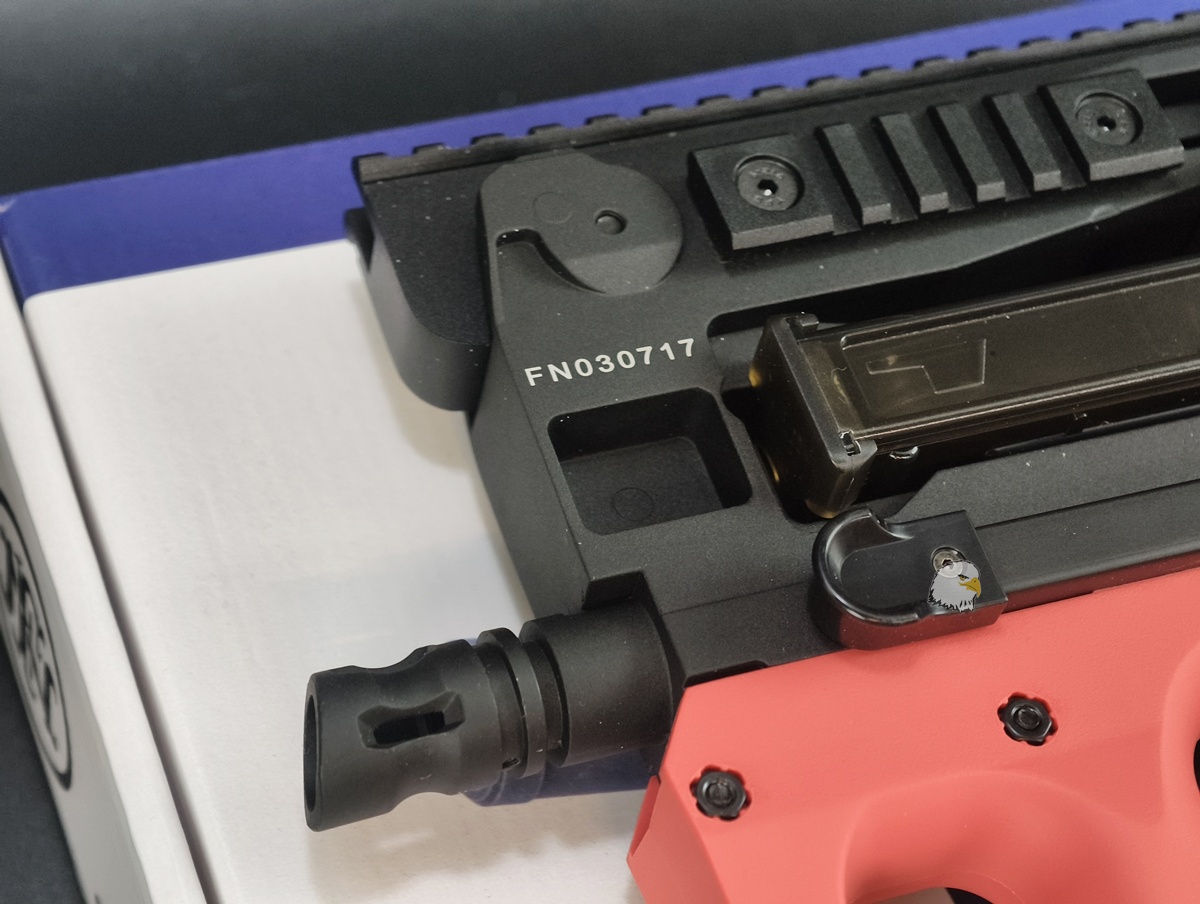 【翔準AOG】King Arms FN P90 粉色特別版 瓦斯槍 GBB KA-AG93PKFN 瓦斯衝鋒槍 Bullpup Pink 【翔準AOG】King Arms FN P90 粉色特別版 瓦斯槍 GBB KA-AG93PKFN 瓦斯衝鋒槍 Bullpup Pink