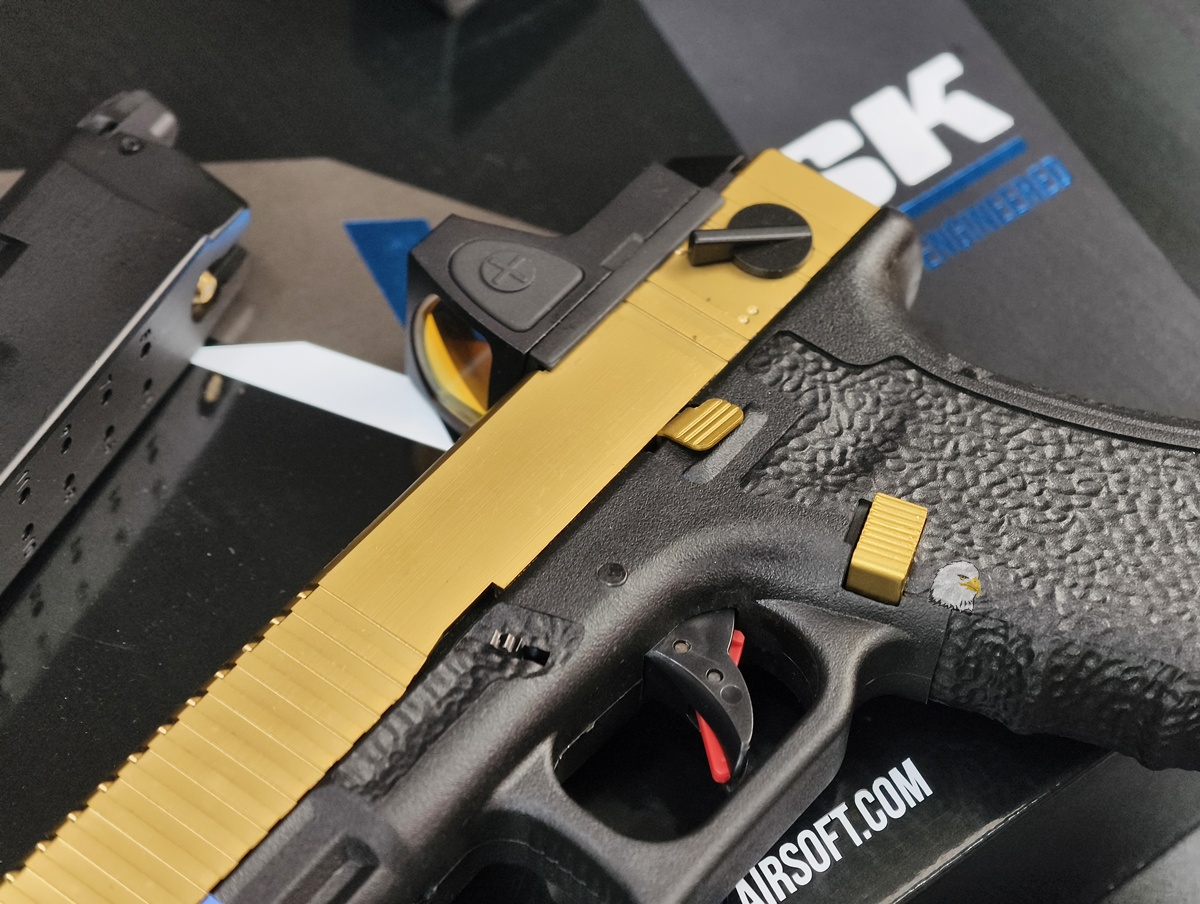 【翔準AOG】VORSK EU8 金色+BDS 瞄具 瓦斯手槍VGP-01-27-BDS 雙動力 GBB 瓦斯槍 短槍 生存遊戲 【翔準AOG】VORSK EU8 金色+BDS 瞄具 瓦斯手槍VGP-01-27-BDS 雙動力 GBB 瓦斯槍 短槍 生存遊戲