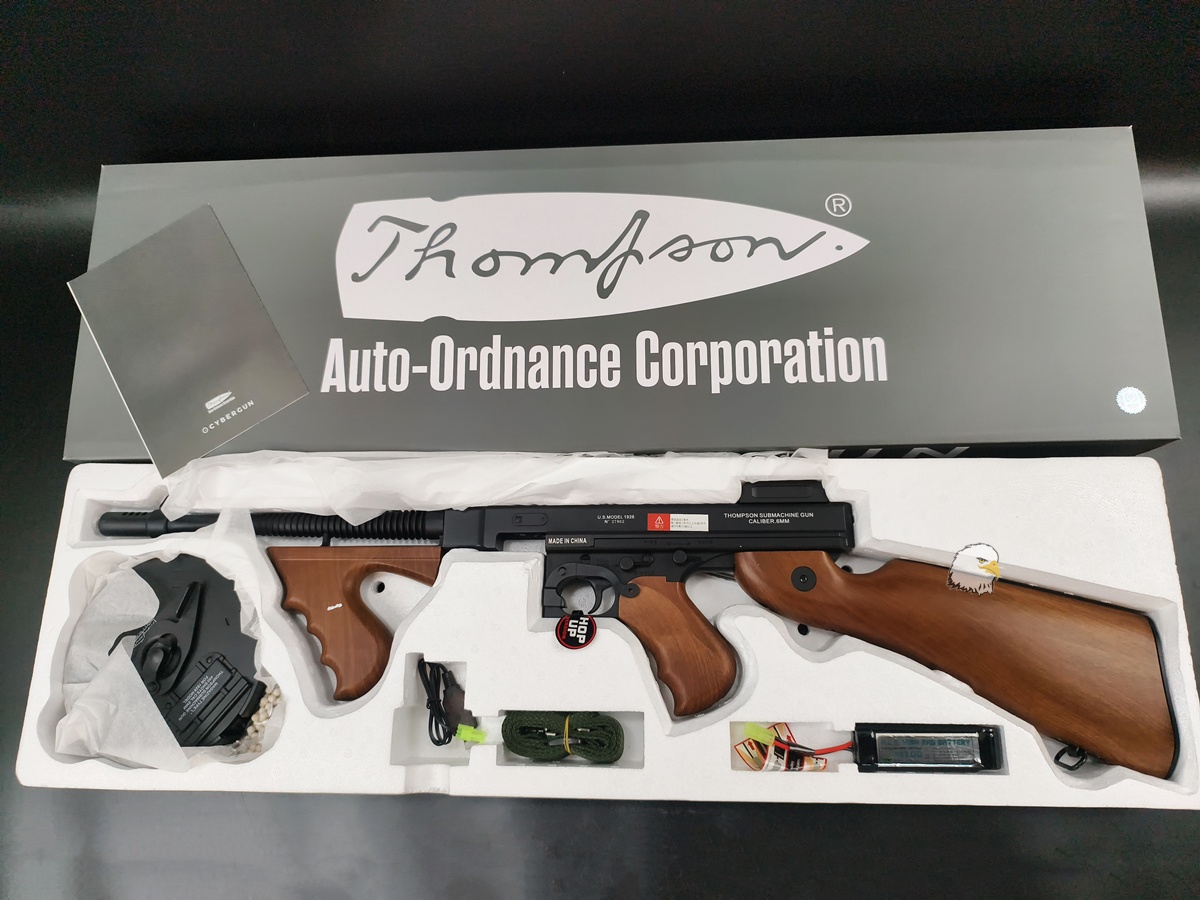 【翔準AOG】CYMA Thompson M1928/Chicago Type 復古電動槍CM.051 授權 AEG芝加哥打字機 【翔準AOG】CYMA Thompson M1928/Chicago Type 復古電動槍CM.051 授權 AEG芝加哥打字機