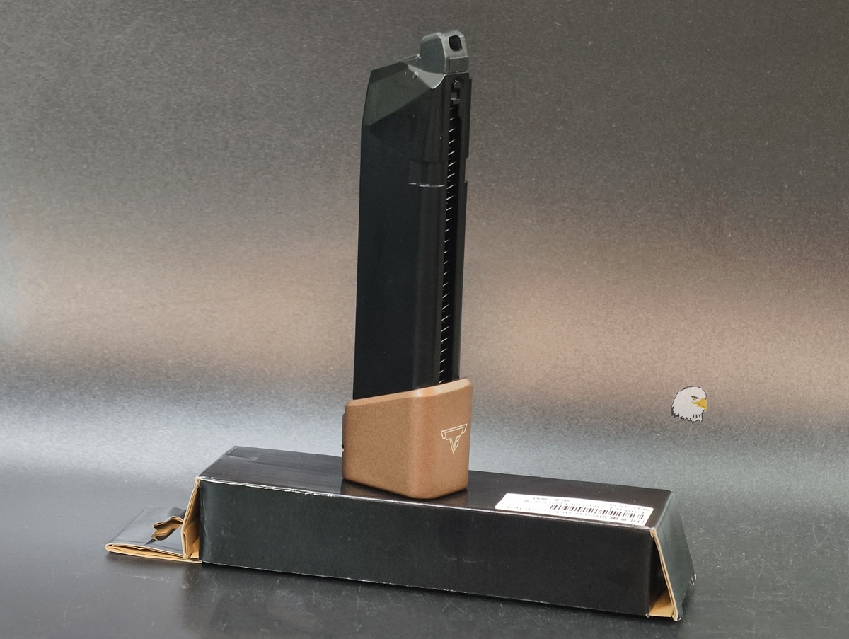 【翔準AOG】ARMY Armament×TTI Glock 瓦斯彈匣(銅色延長底板)MAG-A536 GBB匣6mm Green Gas 【翔準AOG】ARMY Armament×TTI Glock 瓦斯彈匣(銅色延長底板)MAG-A536 GBB匣6mm Green Gas