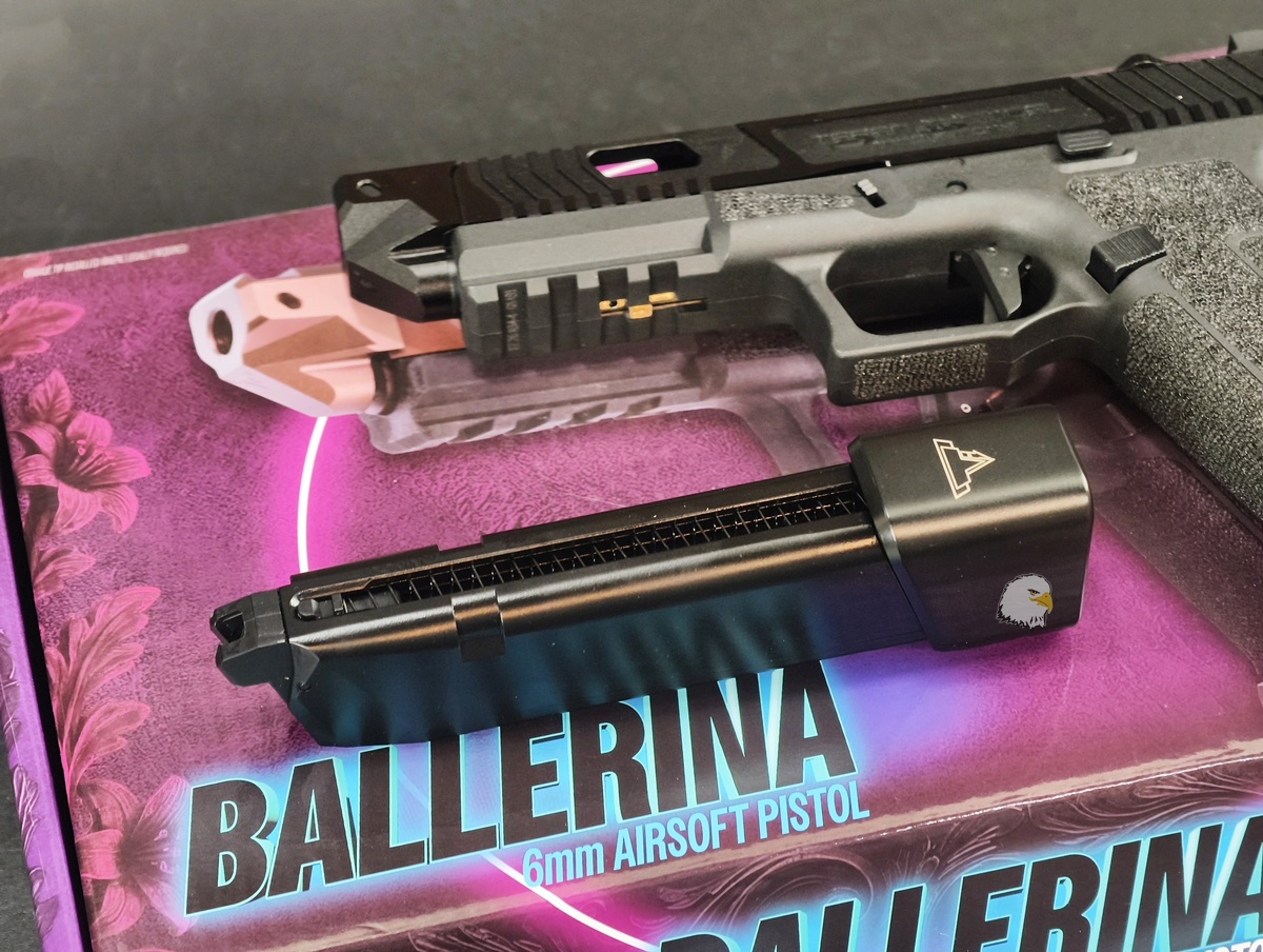 【翔準AOG】ARMY×EMG×TTI Ballerina G17 Gen5 GBB 瓦斯手槍 R34-4(黑)5KU-R34B官方授權 【翔準AOG】ARMY×EMG×TTI Ballerina G17 Gen5 GBB 瓦斯手槍 R34-4(黑)5KU-R34B官方授權