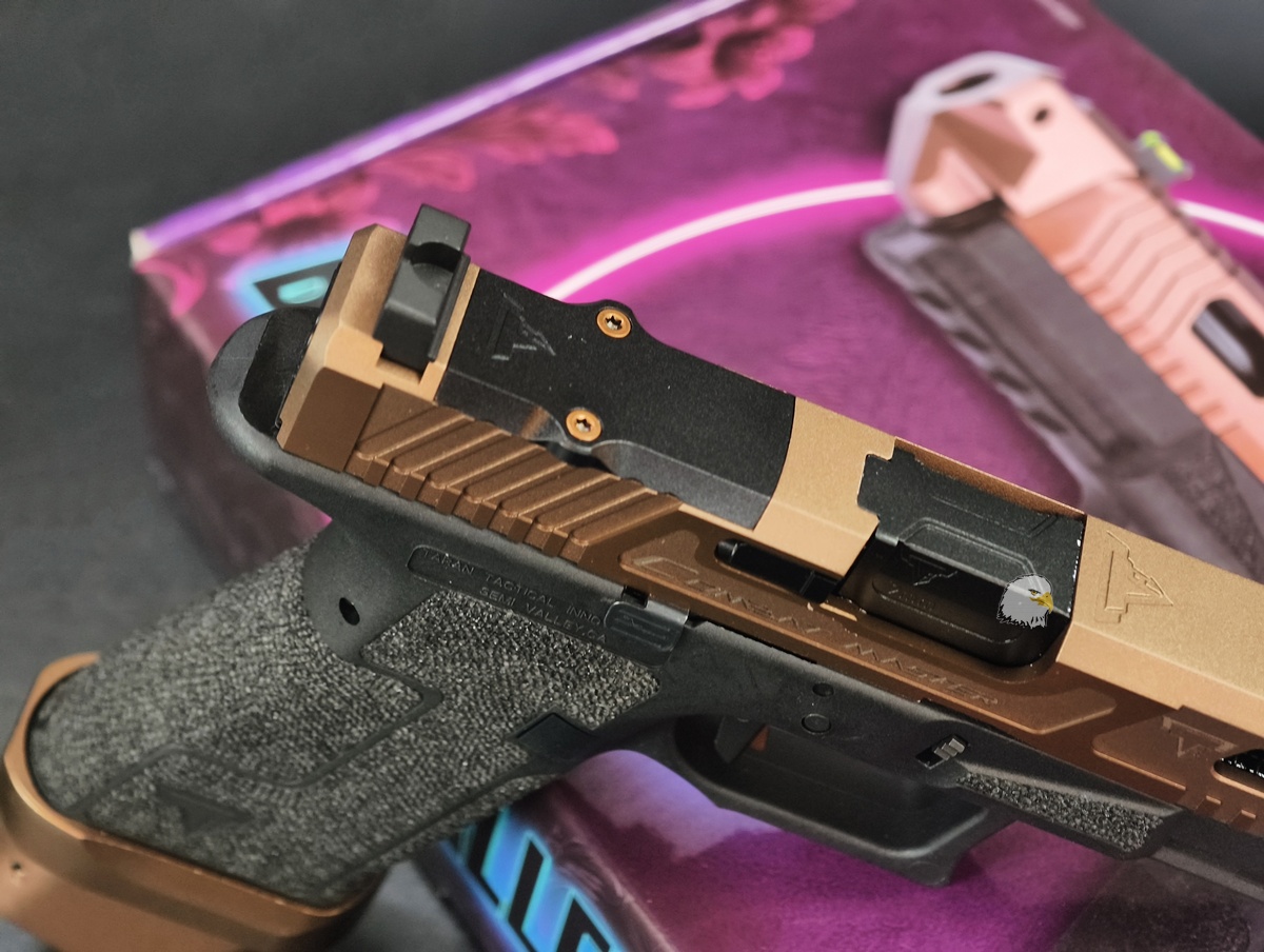 【翔準AOG】ARMY×EMG×TTI Ballerina G17 Gen5 GBB 瓦斯手槍 R34-4(古銅色/沙)5KU-R34D官方授權 【翔準AOG】ARMY×EMG×TTI Ballerina G17 Gen5 GBB 瓦斯手槍 R34-4(古銅色/沙)5KU-R34D官方授權