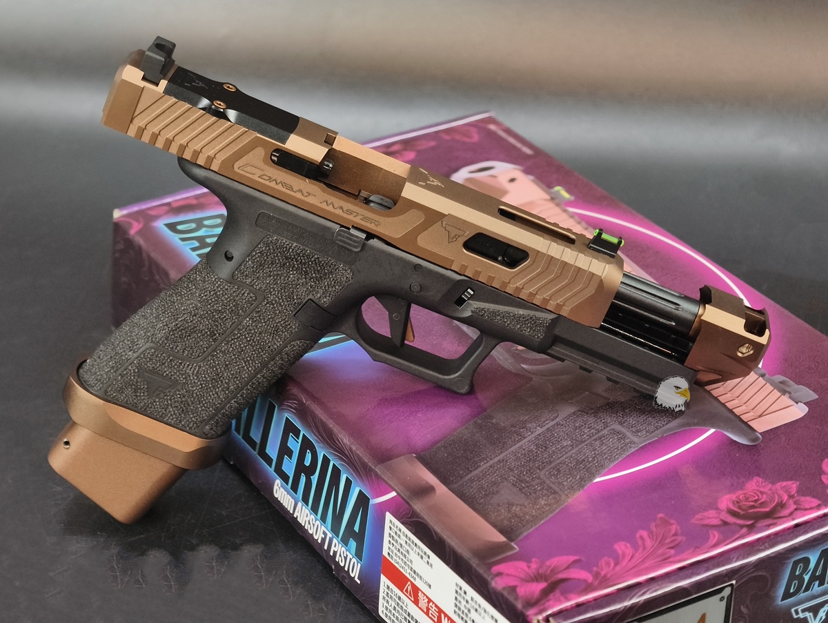 【翔準AOG】ARMY×EMG×TTI Ballerina G17 Gen5 GBB 瓦斯手槍 R34-4(古銅色/沙)5KU-R34D官方授權 【翔準AOG】ARMY×EMG×TTI Ballerina G17 Gen5 GBB 瓦斯手槍 R34-4(古銅色/沙)5KU-R34D官方授權